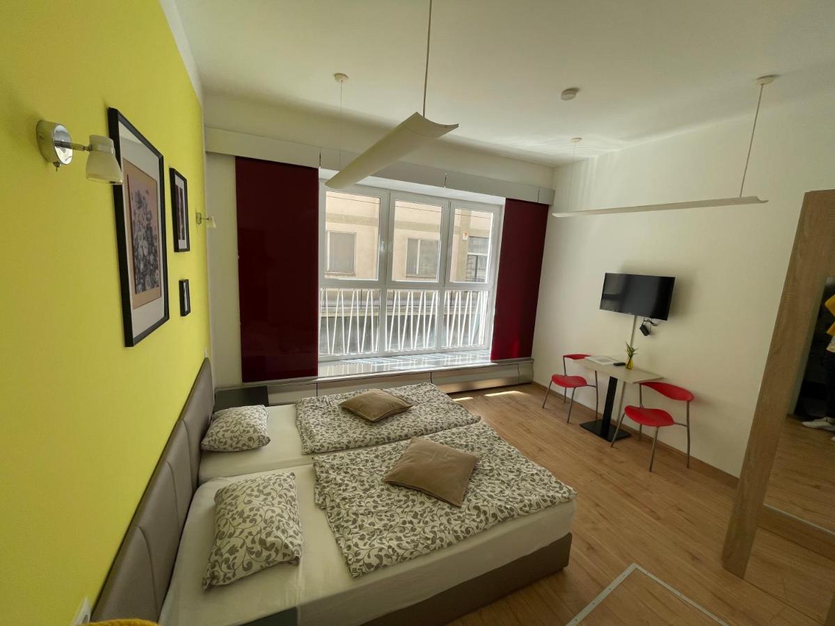 Dan In'N Out Hotel Wien Ngoại thất bức ảnh