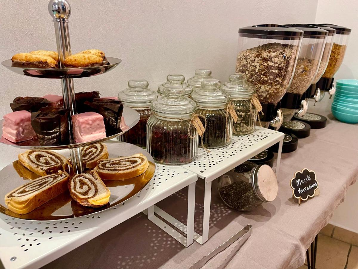 Dan In'N Out Hotel Wien Ngoại thất bức ảnh