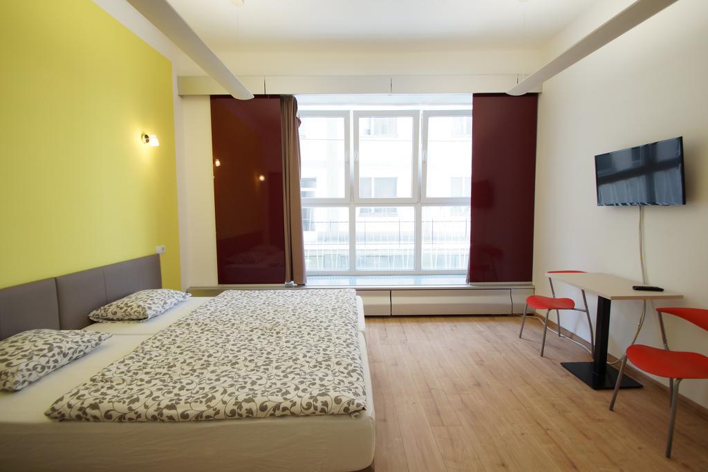 Dan In'N Out Hotel Wien Ngoại thất bức ảnh