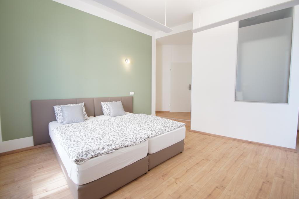 Dan In'N Out Hotel Wien Ngoại thất bức ảnh