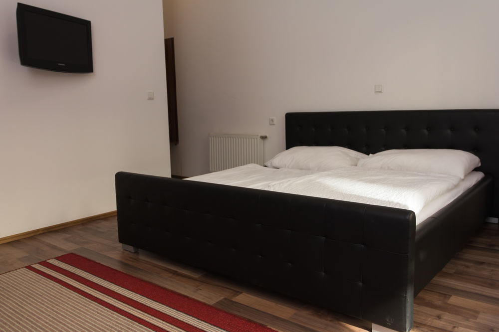 Dan In'N Out Hotel Wien Ngoại thất bức ảnh