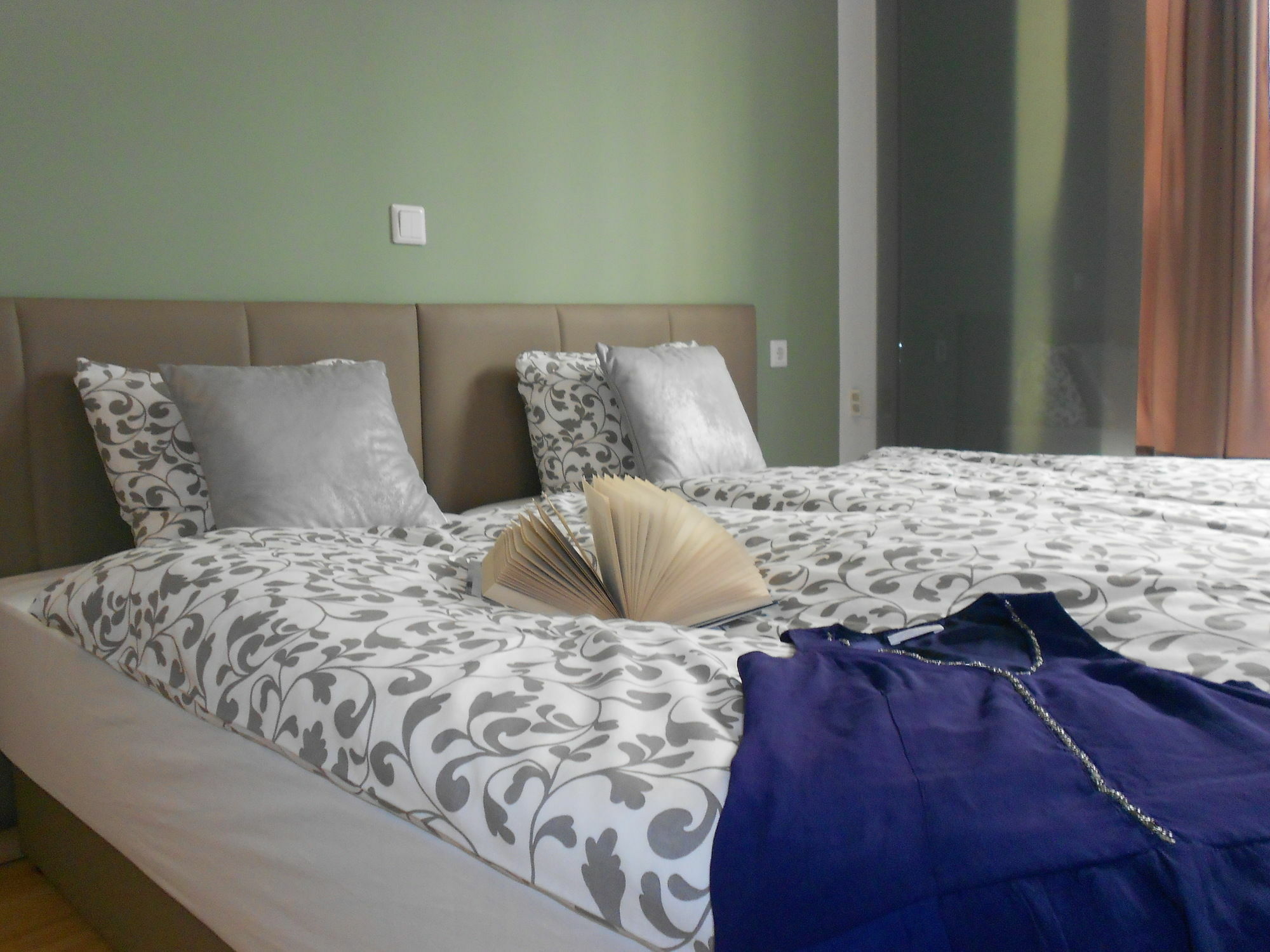 Dan In'N Out Hotel Wien Ngoại thất bức ảnh
